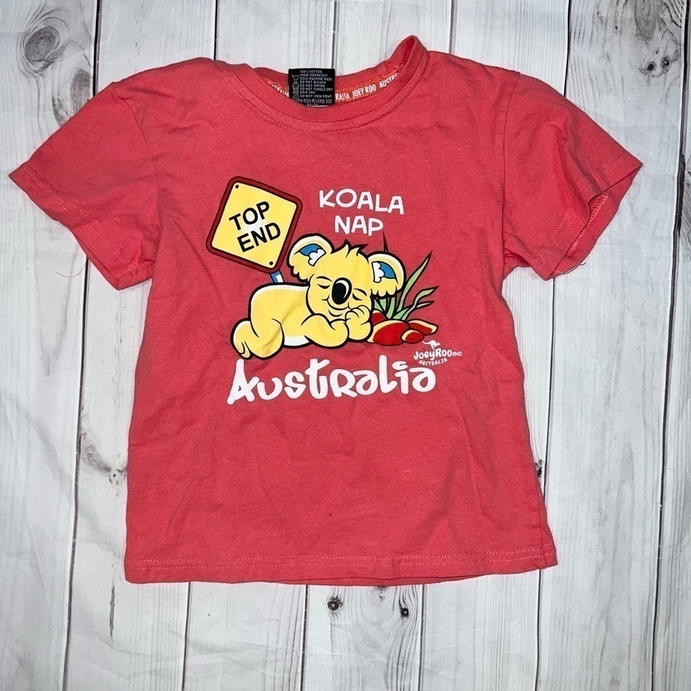 Kola Australia Little Girls T-shirt - Size 8 Medium